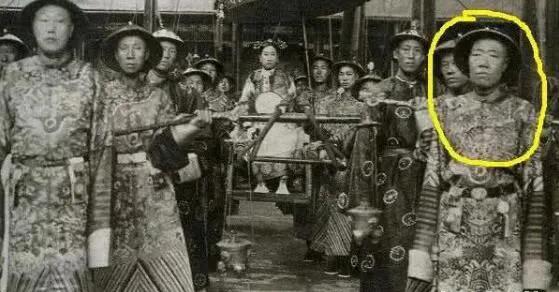 清朝著名太监李莲英简介,历史上第一大总管太监李莲英简介