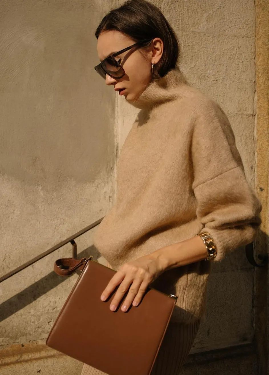 驼色连衣裙搭配的高级穿法,原来都这样穿驼色太年轻洋气了