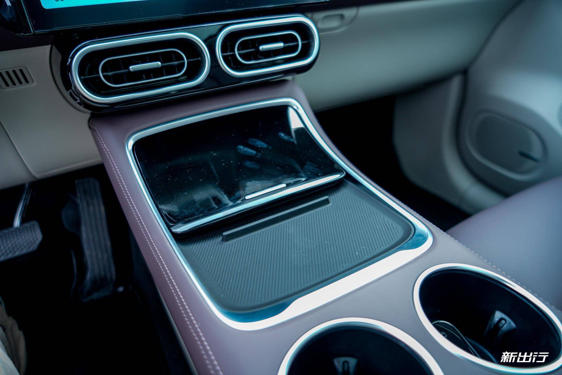 15万的中型SUV体验如何?静态实拍零跑23款C11