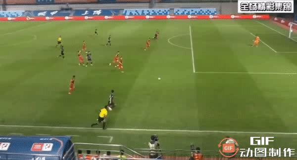 罗慕洛时隔308天重返中超,足坛新星帽子戏法