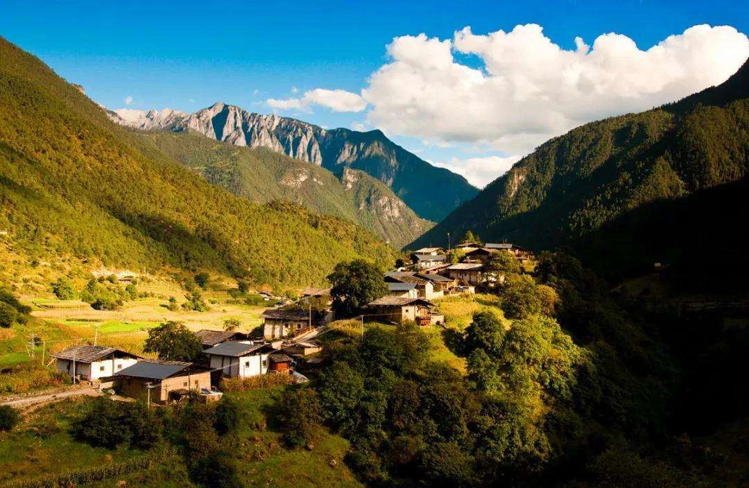 香格里拉十大景点推荐英文,香格里拉的十大最好景点