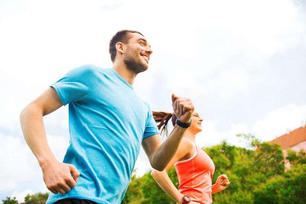 每天坚持跑步可以减肥吗,每天坚持跑步锻炼能变美吗