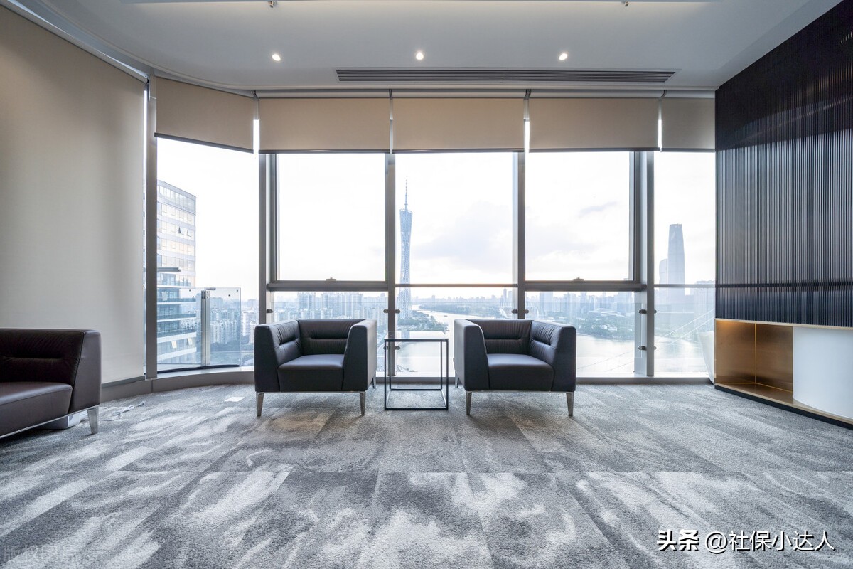 企业是必须给员工缴纳社保的吗,一般纳税人必须给员工缴纳社保吗