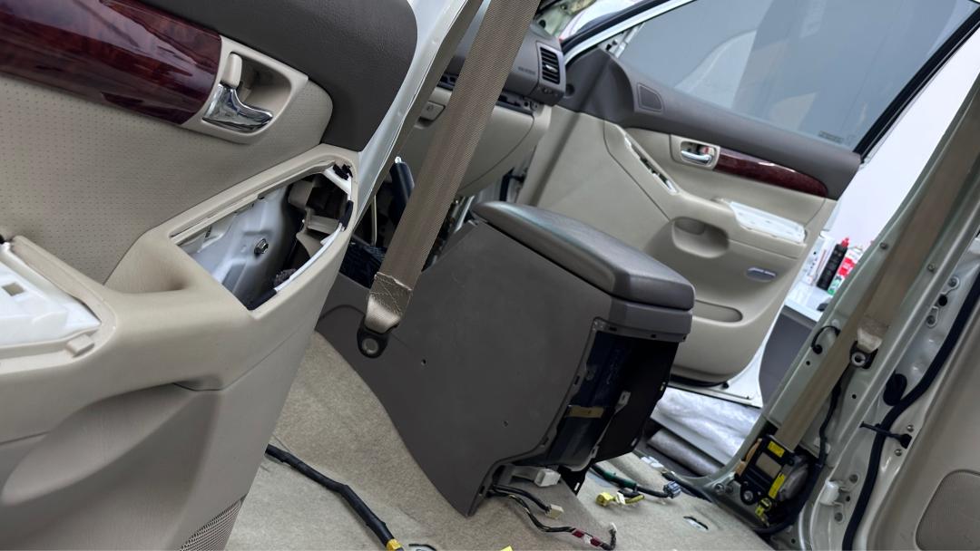 06年丰田霸道汽车翻新全过程,从山西拉回来的车