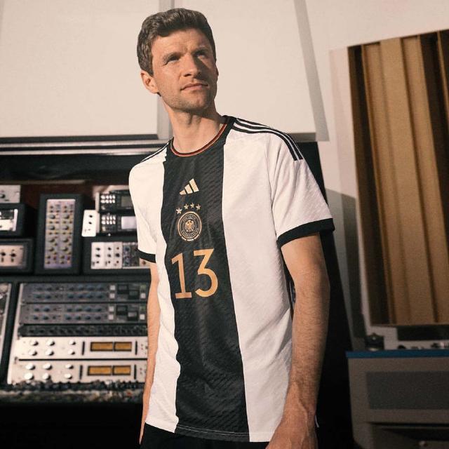 2014德国队主客场球衣,德国队女足历届球衣