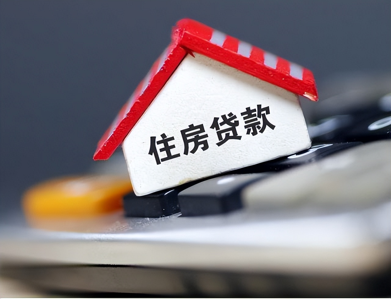 当今年轻人压力太大,现在的年轻人压力的确很大