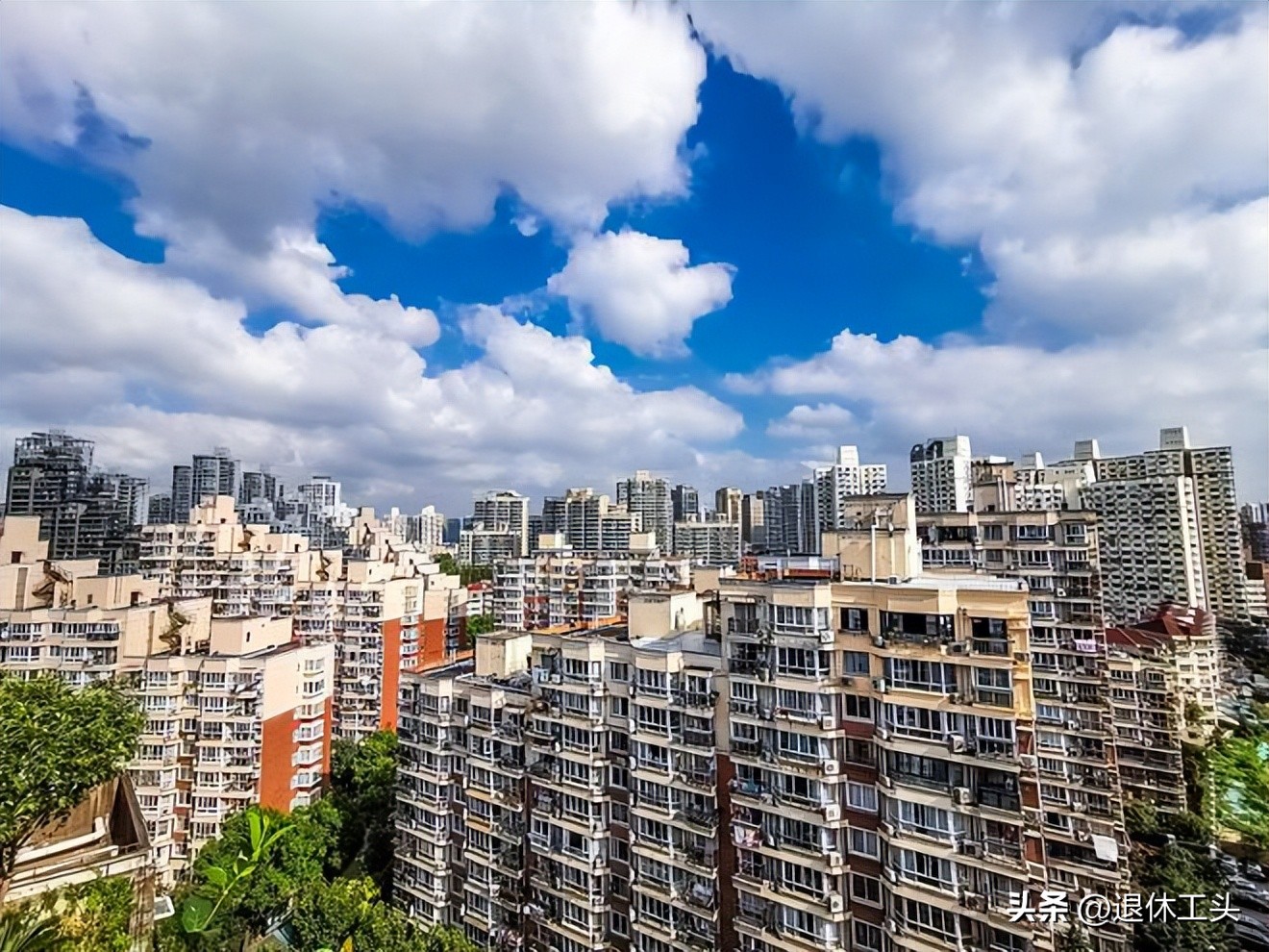 房子为什么不建议买顶楼,买了顶楼步梯房后的入住感受