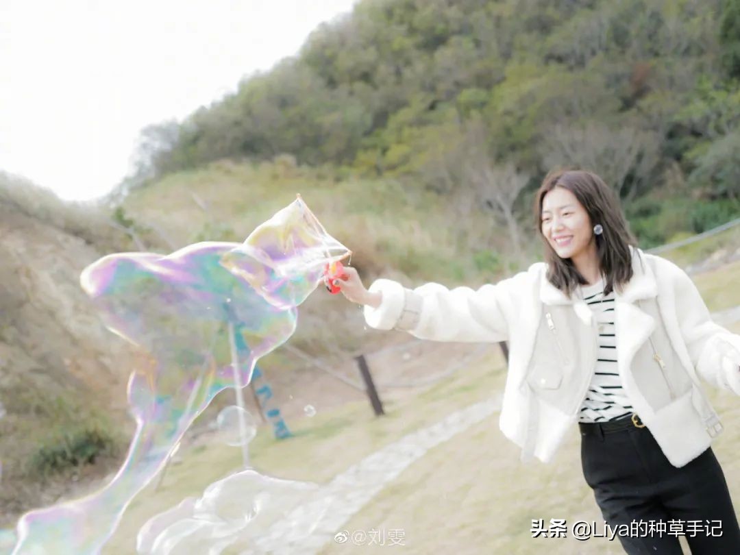 换季穿什么舒适又时髦,冬春换季穿衣搭配