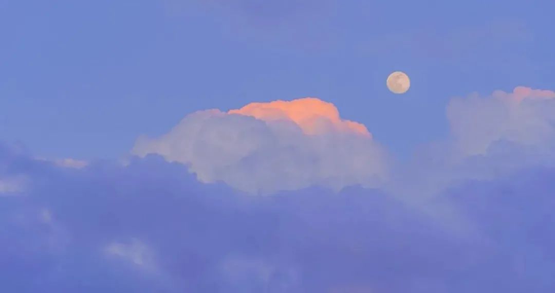 谈谈你是否有吸引异性的魅力,话题思维有哪些