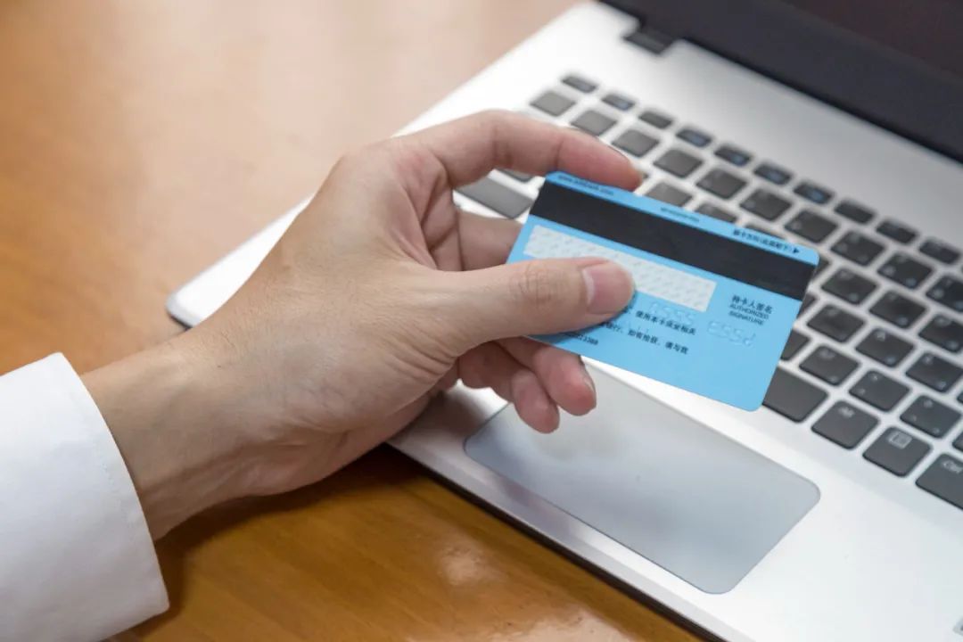 璀︽儠鐐逛繚鎶ゅソ鑷繁 (鏄ヨ妭鏈熼棿璇峰ぇ瀹惰鎯曚繚鎶ゅソ鑷繁)