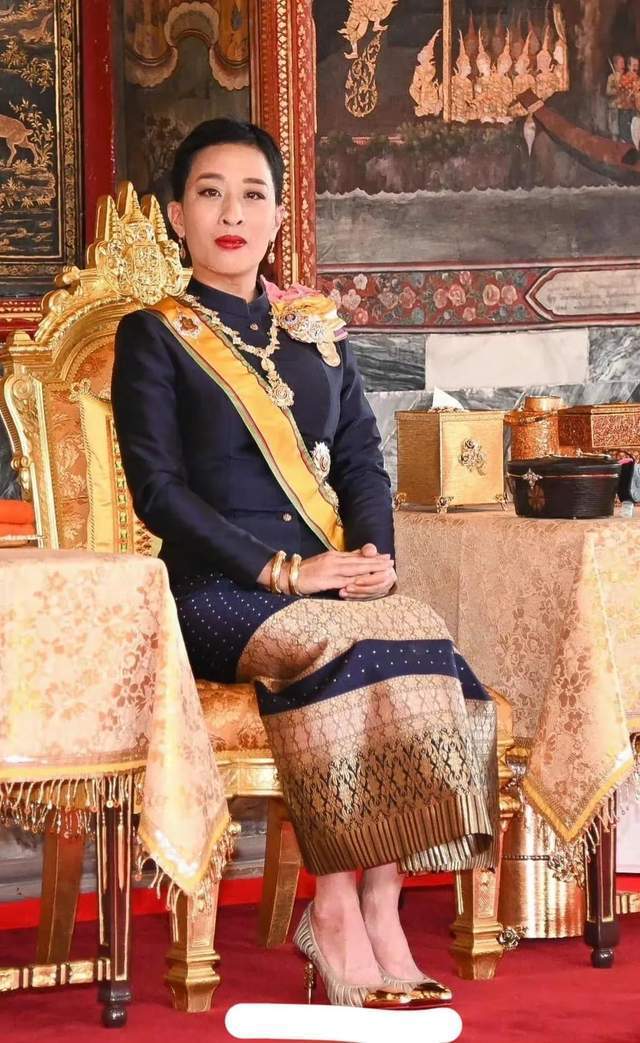 这么抓马?她消失的第8个月,家族变天了?