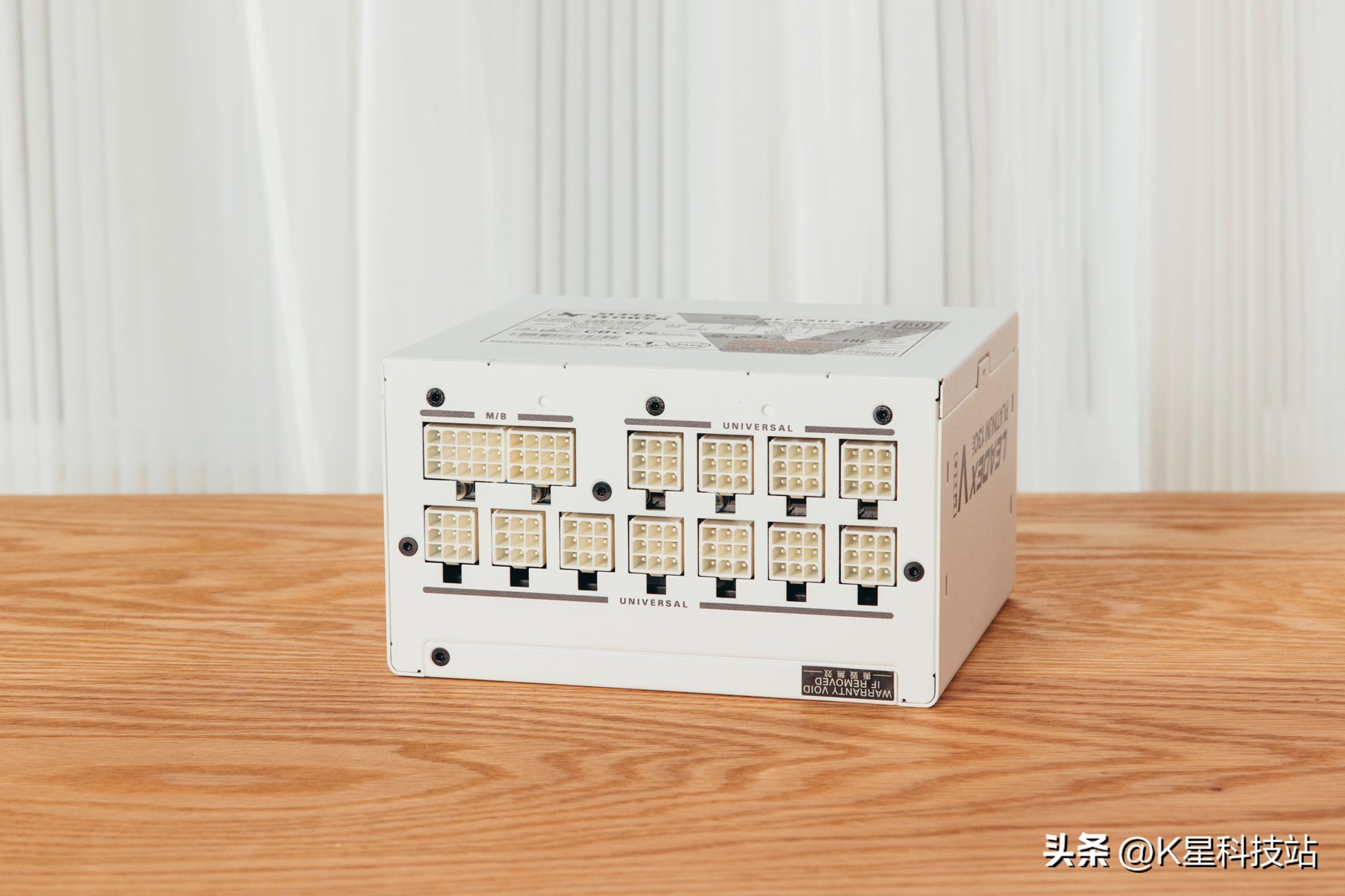 鍗庣x670e涓绘澘涓婁粈涔坈pu,鍗庣strixz690-e瑁呮満瑙嗛