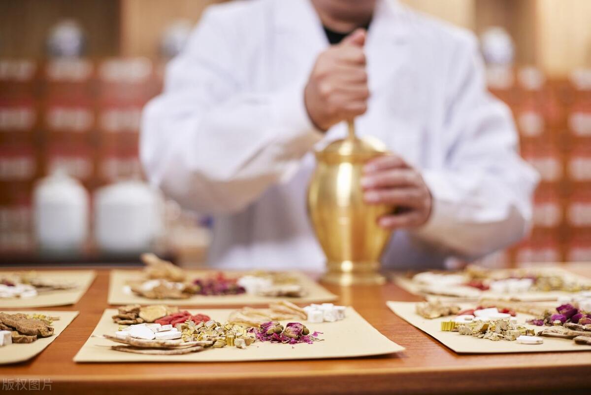 女性乳腺纤维瘤注意事项,想知道乳腺纤维瘤是不是良性的