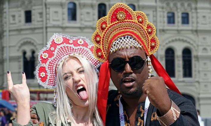 同样都是白人国家，为什么俄罗斯黑人占比只有1%，乌克兰是0.5%？