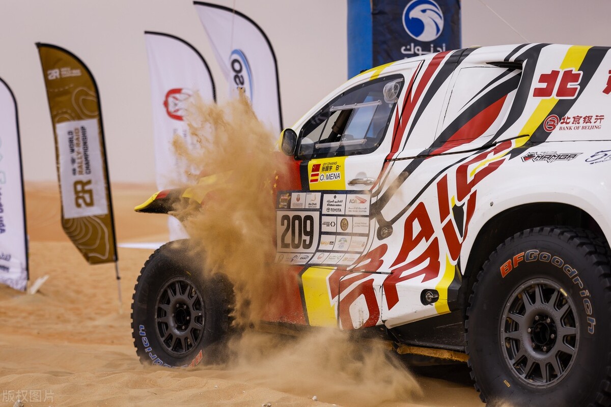 燃油车和新能源车如何选择,燃油车和新能源车哪个省钱