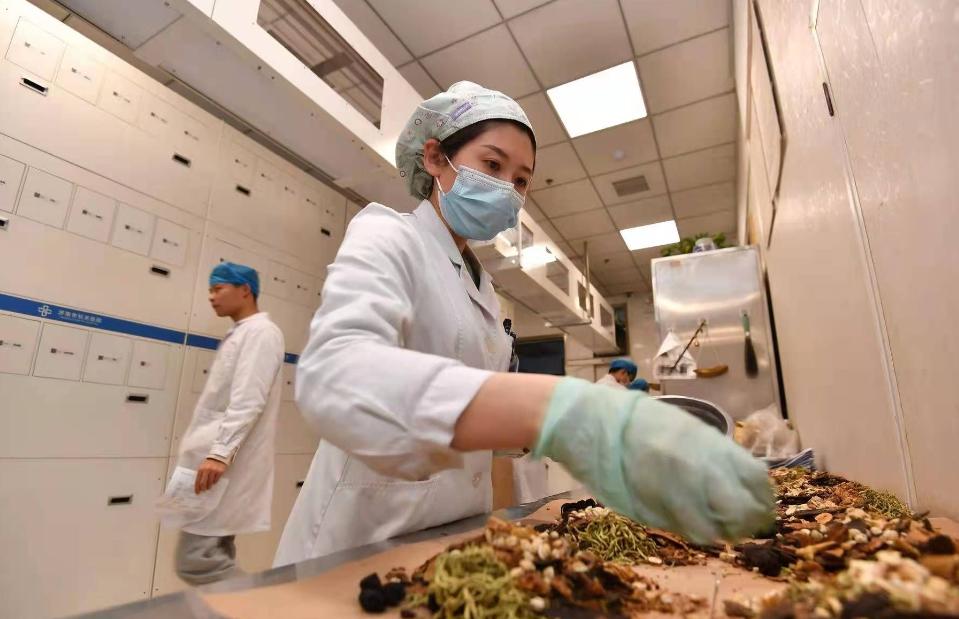 健康养生治疗偏头痛的小方法,健康科普缓解偏头痛可以怎么做