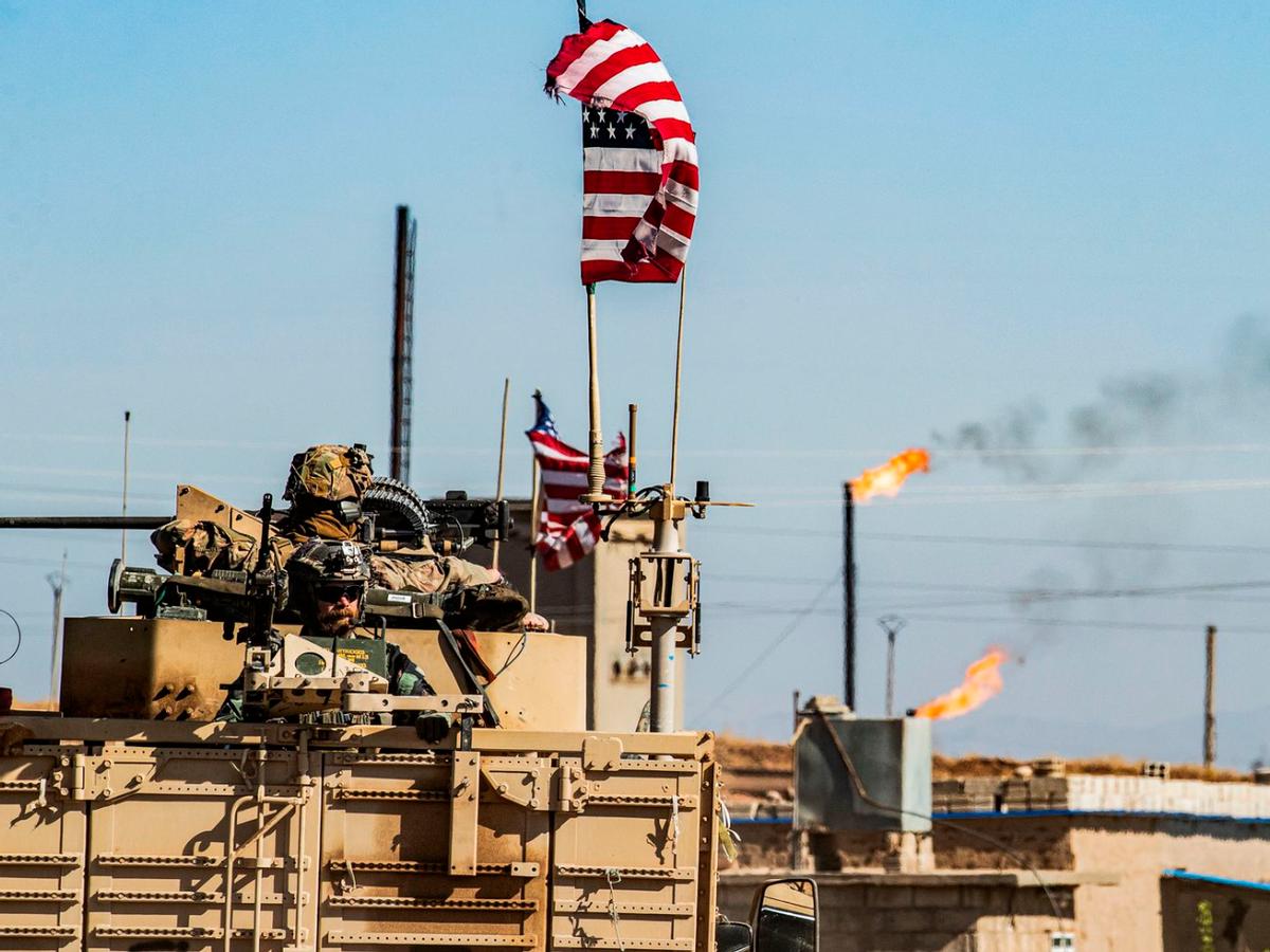 叙利亚驱逐一支美军车队,叙利亚政府军美军车队