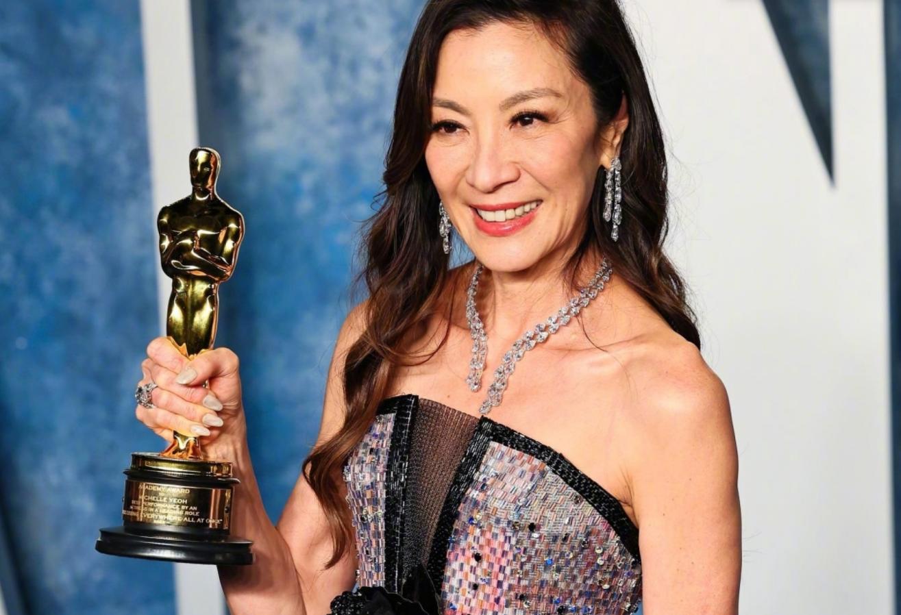 奥斯卡蓝毯礼服,奥斯卡蓝毯大开眼界