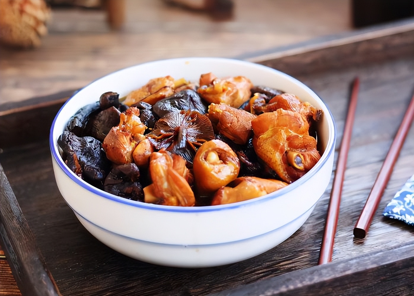 炖鸡肉发甜怎么办,炖鸡肉有点腥味补救方法