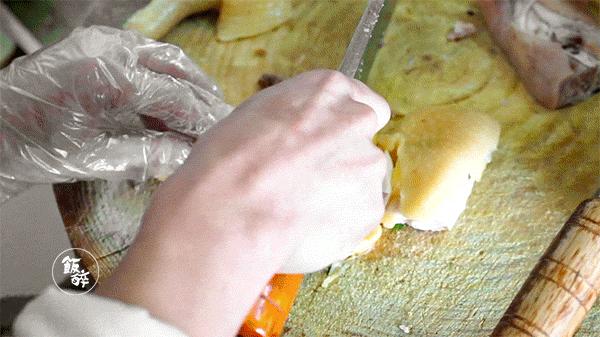 就离谱！珠海这14家小店，越老土越多人去