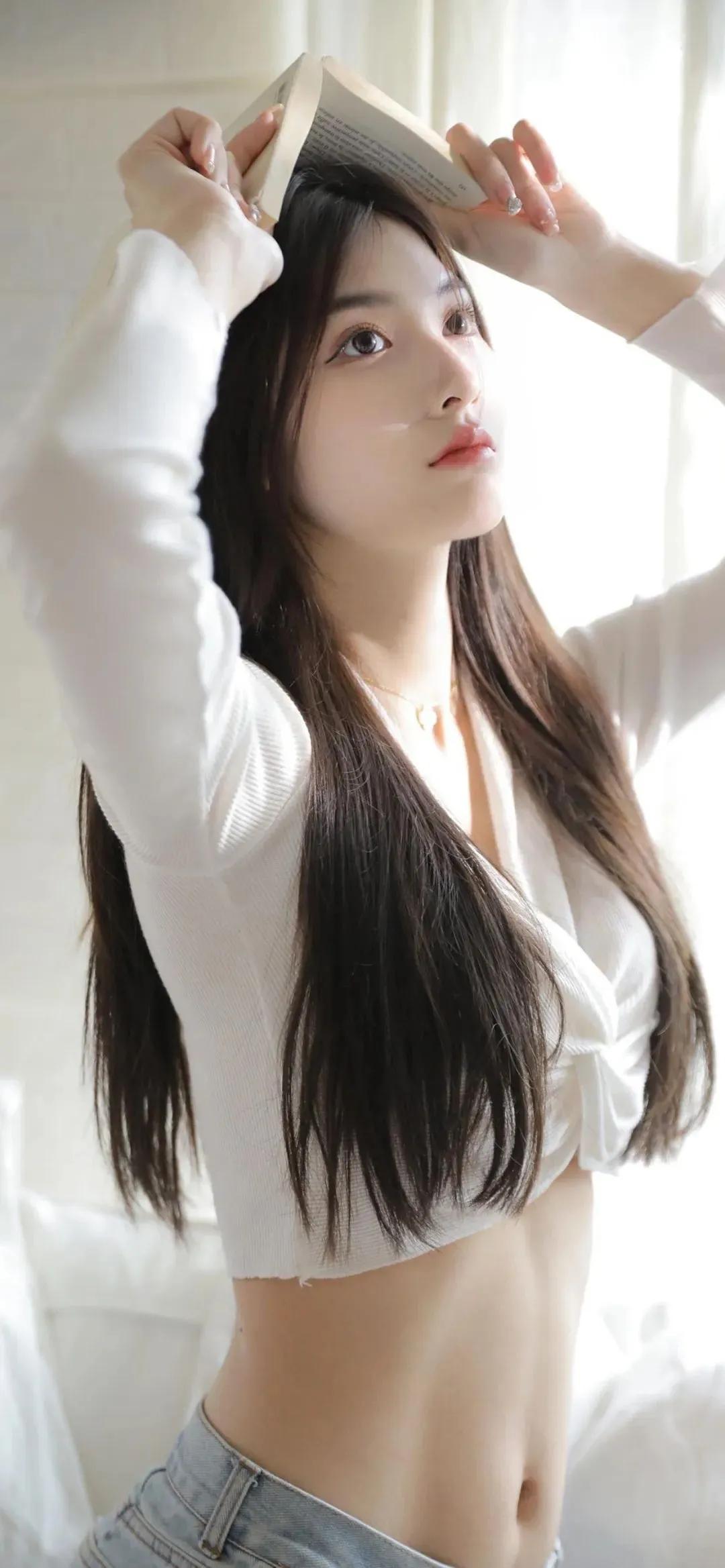 苹果14超清壁纸图片,苹果14高清壁纸4k全屏动漫