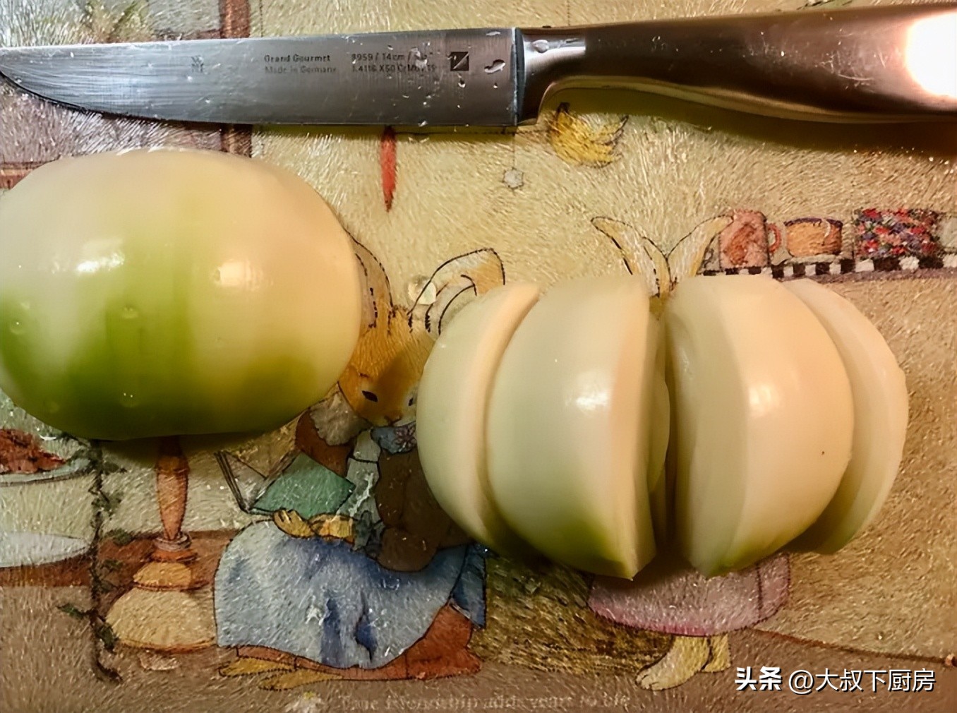 湘菜腰果虾球做法,凤梨虾球果香与肉香的完美融合