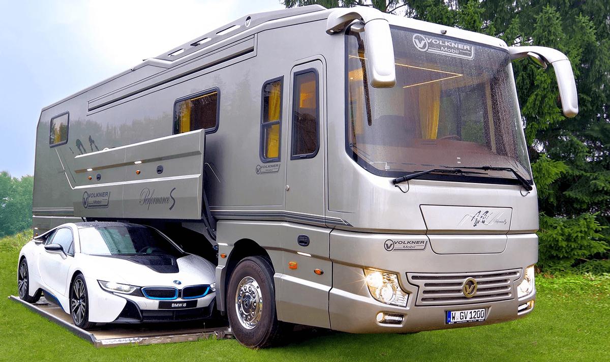 双层超豪华顶级房车旅行生活,最豪华房车和最简陋房车