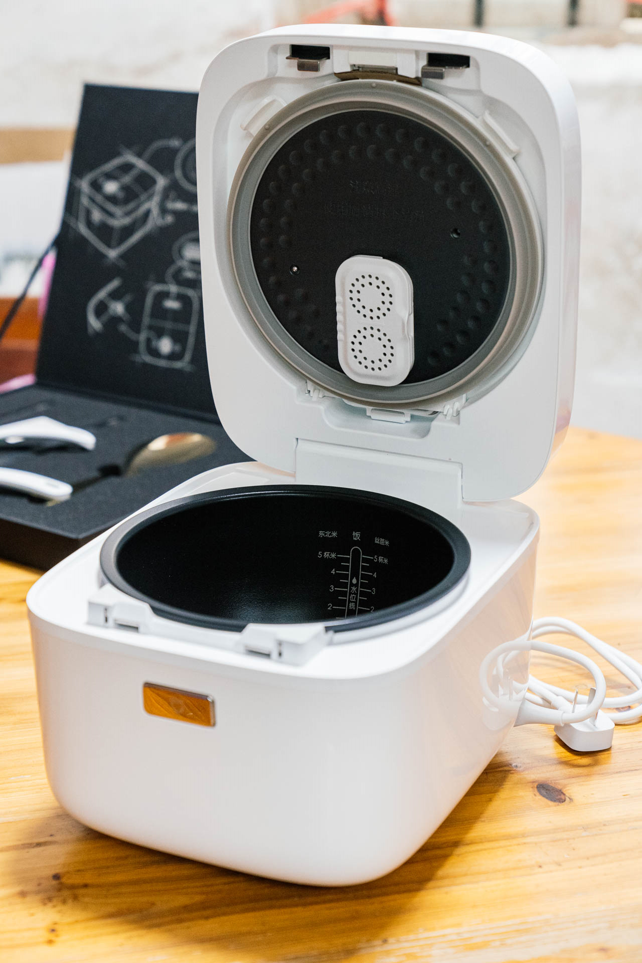 米家ih微压电饭煲新老款对比,米家压力电饭煲1s价格