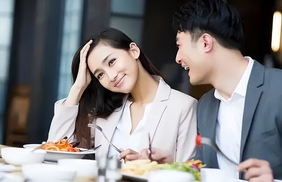 揭穿前男友的真面目,要不要揭露前男友