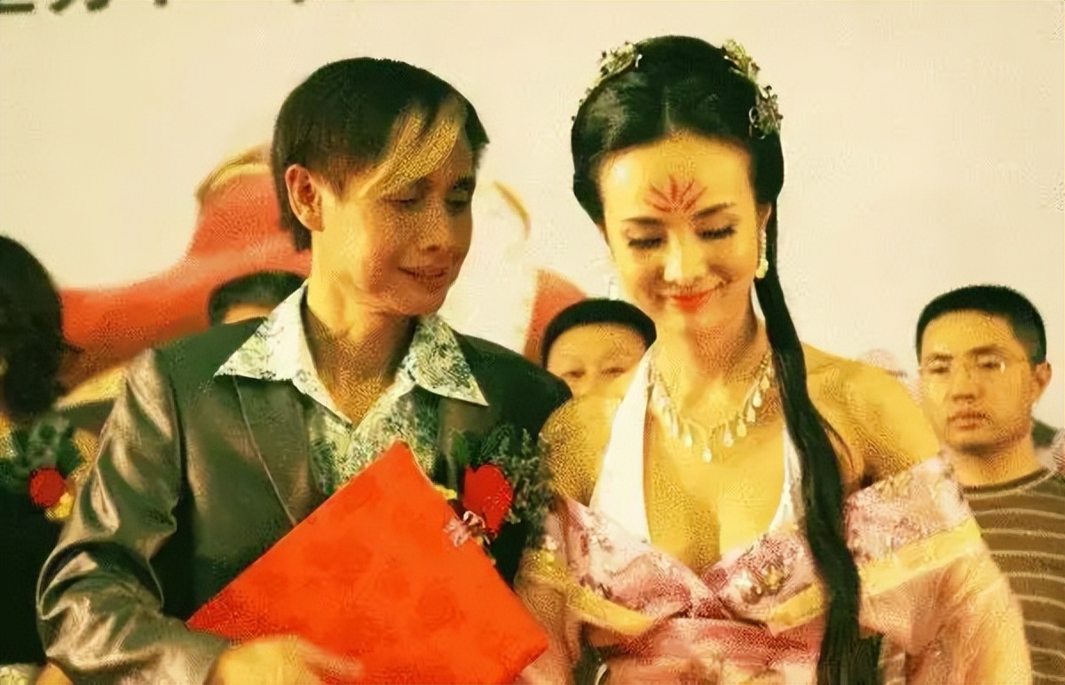 干露露“红”和“不红”的前前后后