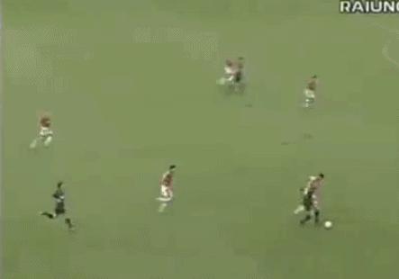 足球外星人全名叫什么,足球外星人