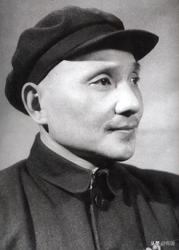 建国初期“五马进京”，哪几位有资格授元帅？邓公是其一