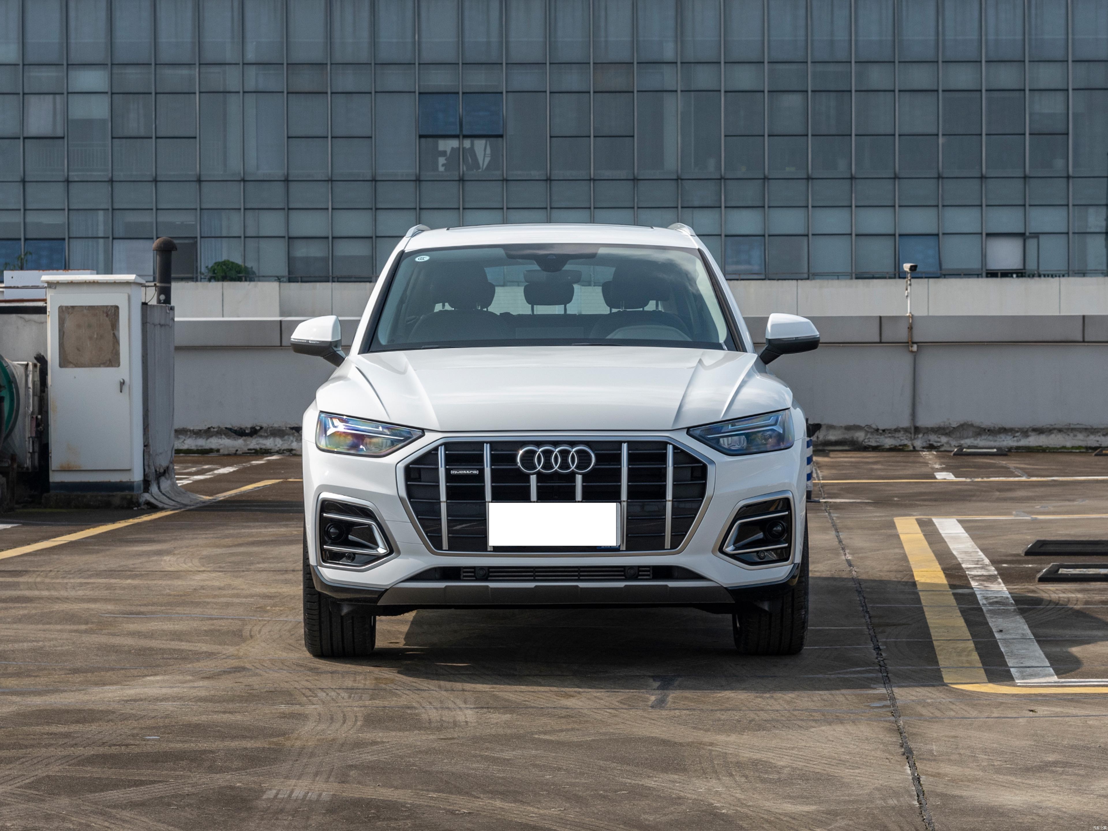 2022款奥迪q5l45t豪华致雅型试驾,2022奥迪q5l45tfsi致雅型黑色