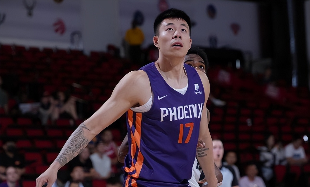 林书豪张镇麟现身野球场,张镇麟林书豪在成都