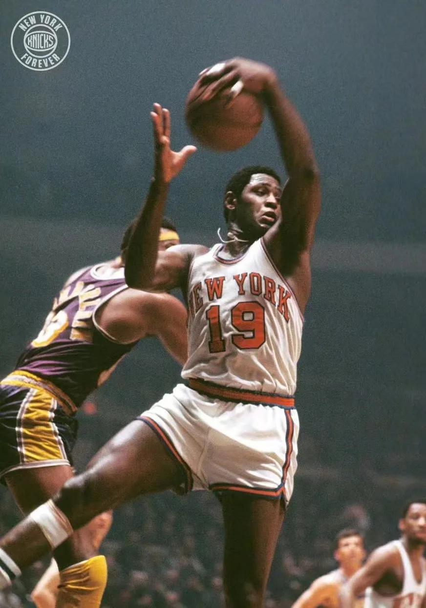 nba球衣进化史,nba21-22尼克斯球衣