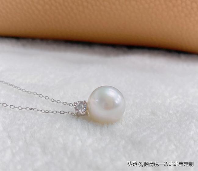 一件可以传承的珠宝！毫不费力地展现了女神的柔美和自信
