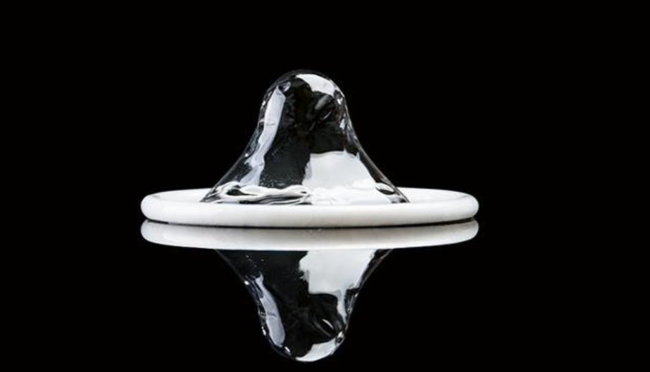 避孕套前面的尖尖有啥用？关于避孕套的这些知识，男女都该了解下