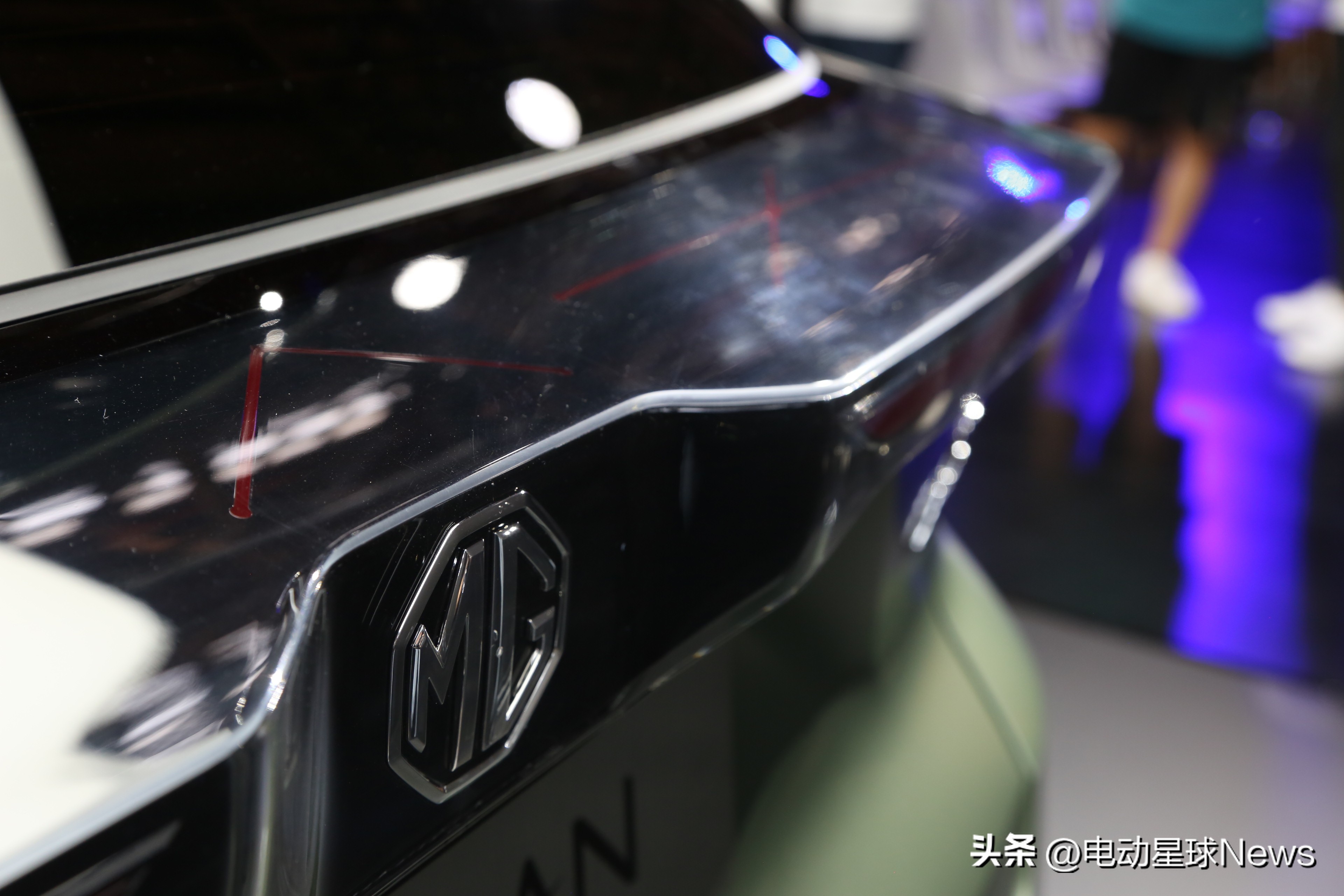 上汽MGMULAN开启预售,mgmulan实车正式亮相可实现4秒破百