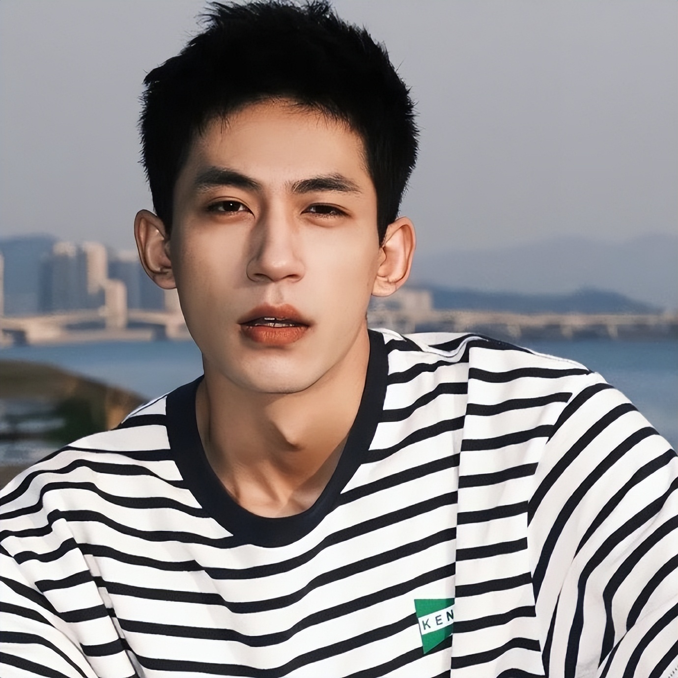 男生头像极简主义有深度,远离世俗的个性男生头像