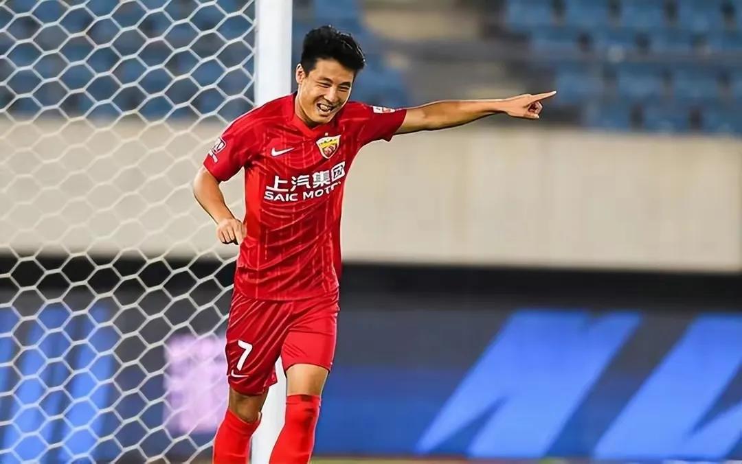 1-0！10打11，成都蓉城91分钟献绝杀！海港吞首败，武磊错失空门