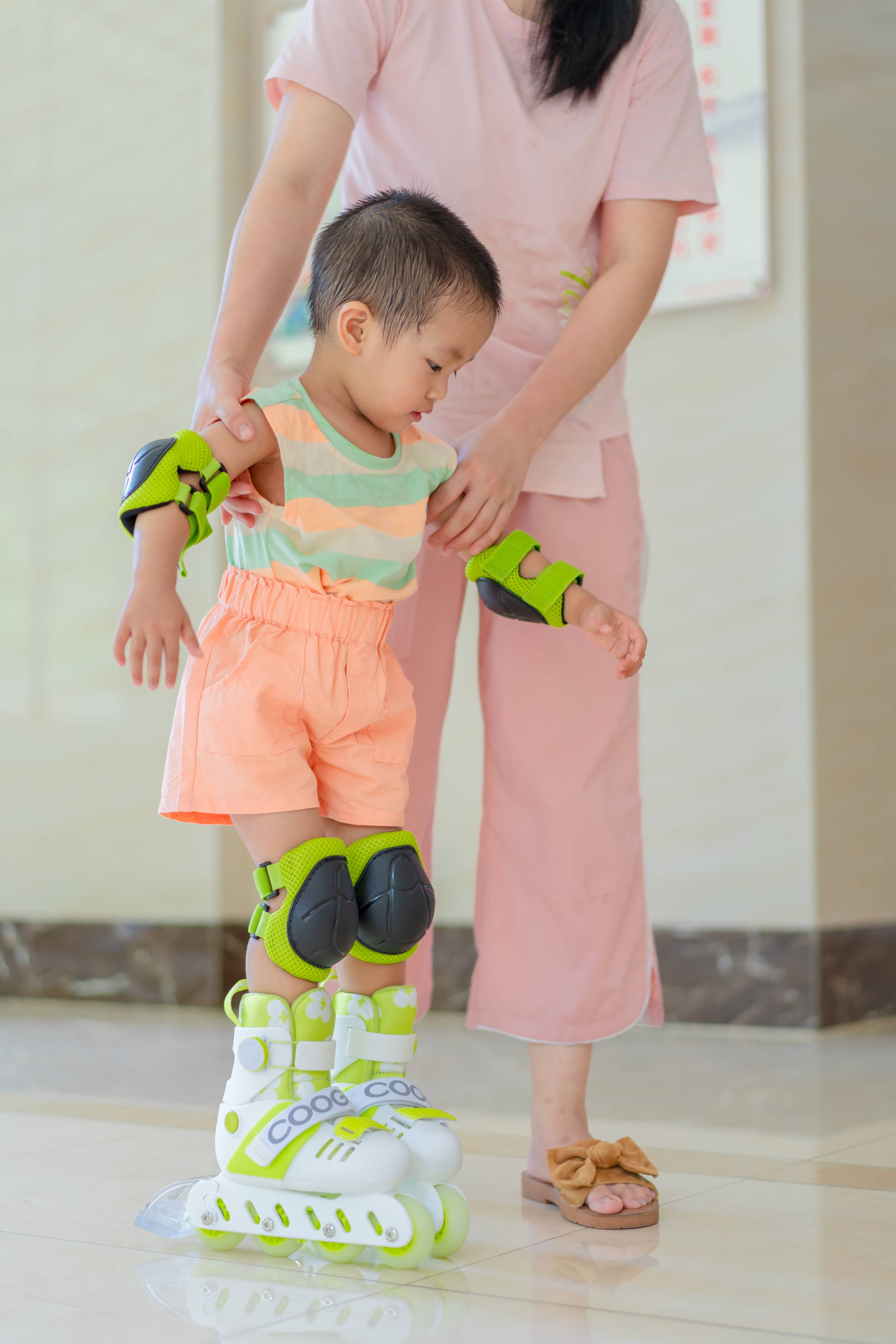 孩子安全是底线,酷骑轮滑鞋r1真实测评