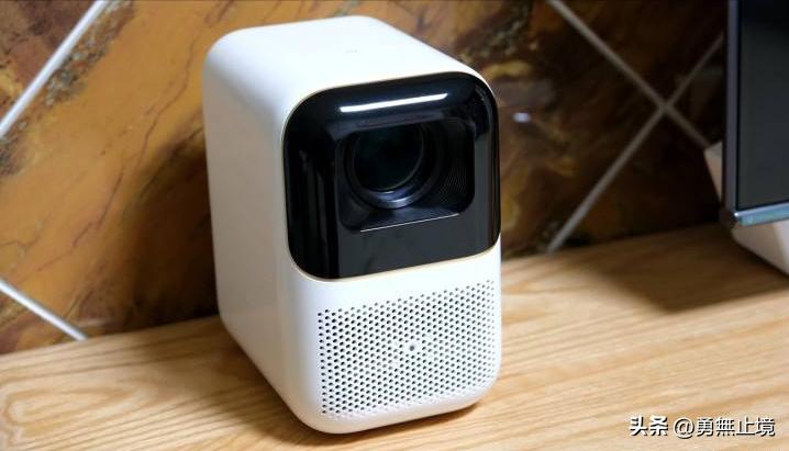 2020年10月家用投影仪选购攻略,家用投影仪选择哪种品牌经济实惠