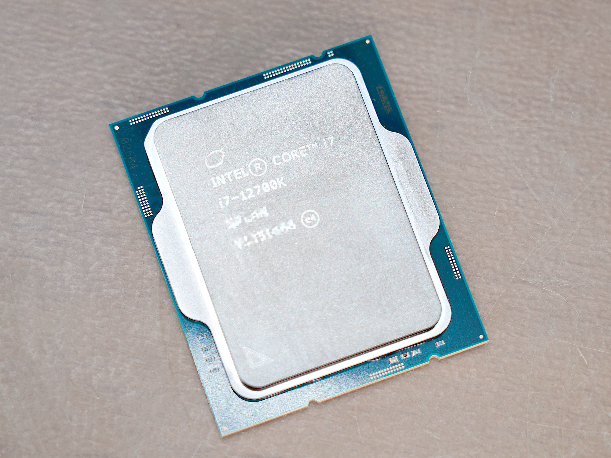 白银经典配色，最强风冷组合，能玩老头环，也是生产力的PC主机