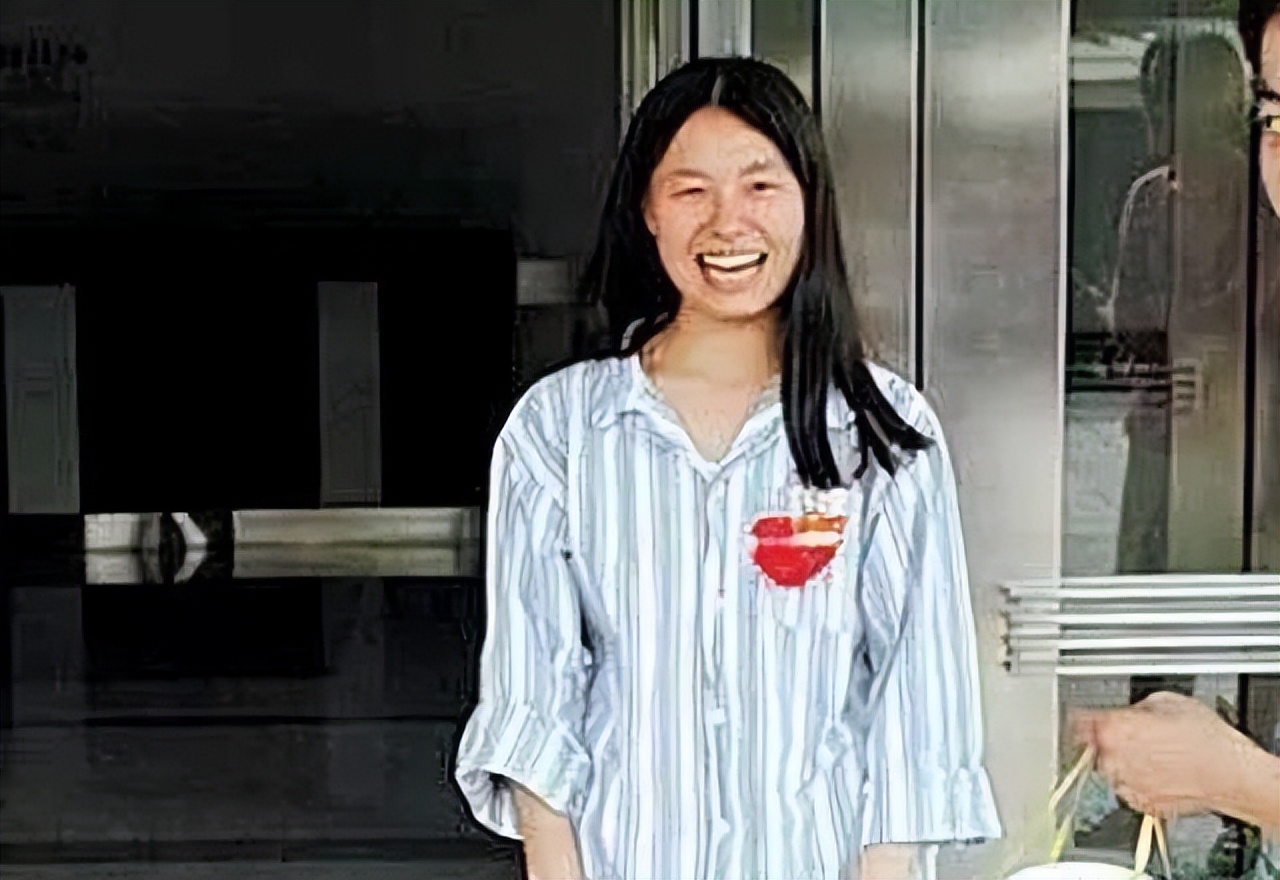 24岁才女白血病去世，北大举校哀悼，撒贝宁致词，破格入葬八宝山