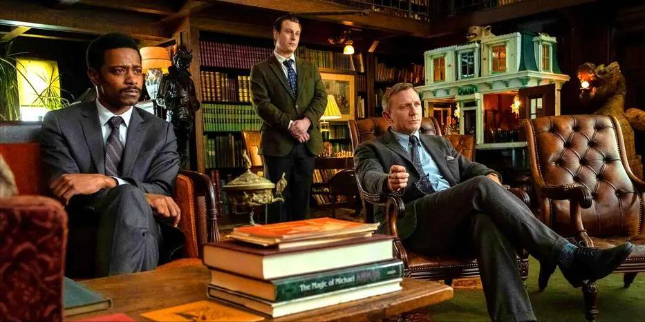 利刃出鞘好莱坞复古风,美国电影利刃出鞘海报图片