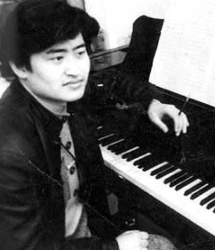 华语乐坛公认第一人刘欢,刘欢年轻成就