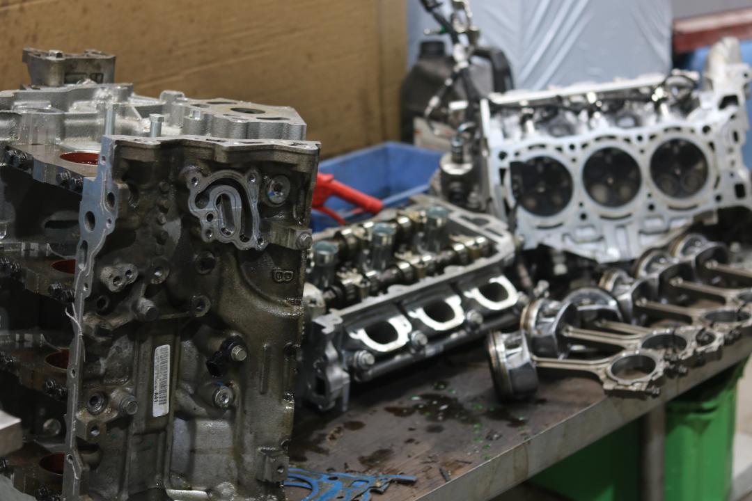 破烂的车变成新车,破烂的车子翻新