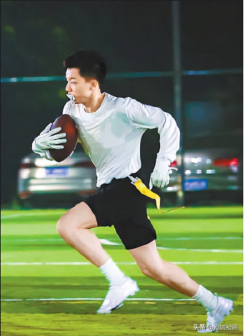 运动社群互动,年轻人运动社交活动