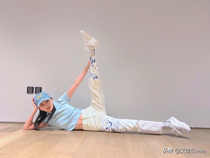 张韶涵穿搭真有范,张韶涵舞台穿搭