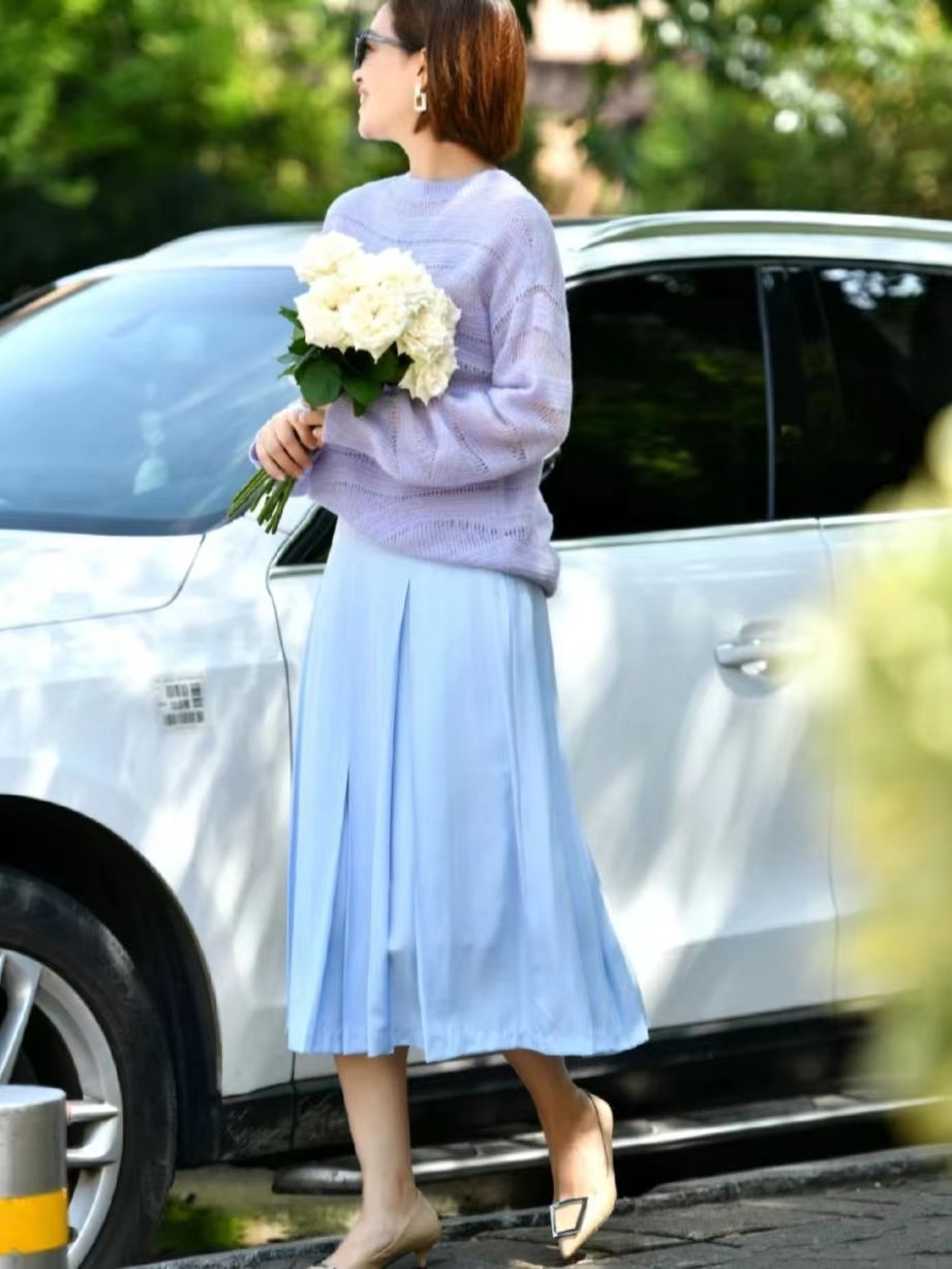 40岁至50岁女人的穿衣风格,40岁的女人怎么穿衣服年轻又时尚